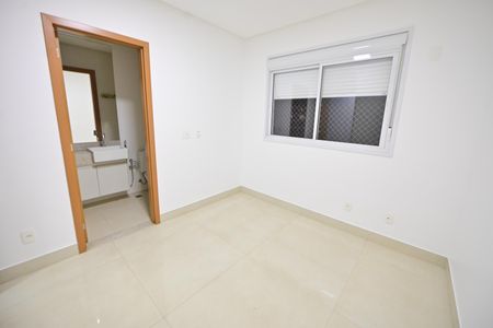 Apartamento para alugar com 215m², 4 quartos e 3 vagasSuíte 3