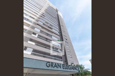 Apartamento para alugar com 215m², 4 quartos e 3 vagasFachada