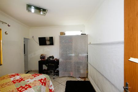 Casa para alugar com 130m², 2 quartos e 3 vagasSuíte