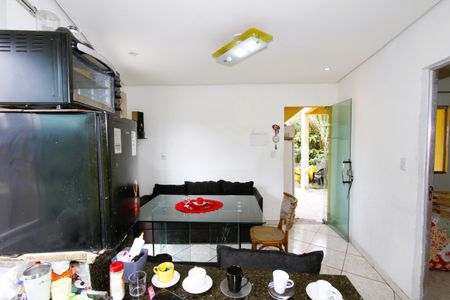 Casa para alugar com 130m², 2 quartos e 3 vagasSala