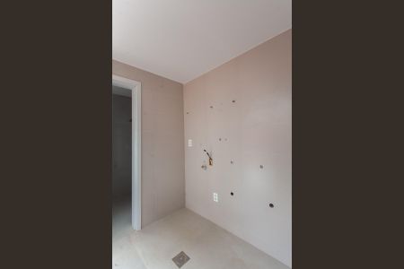 Casa à venda com 345m², 4 quartos e 6 vagas Casa à venda com 345m², 4 quartos e 6 vagasÁrea de Serviço