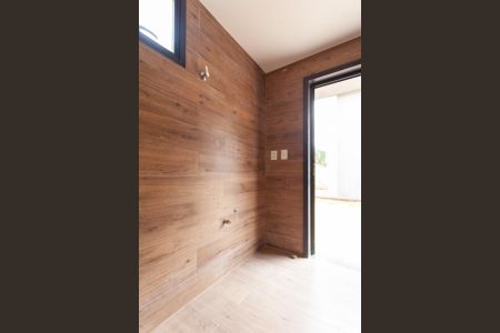 Casa à venda com 345m², 4 quartos e 6 vagas Casa à venda com 345m², 4 quartos e 6 vagasBanheiro de Serviço 2