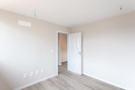 Casa à venda com 345m², 4 quartos e 6 vagas Casa à venda com 345m², 4 quartos e 6 vagasQuarto 3