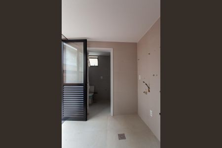 Casa à venda com 345m², 4 quartos e 6 vagas Casa à venda com 345m², 4 quartos e 6 vagasÁrea de Serviço