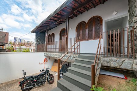 Casa para alugar com 157m², 3 quartos e 1 vaga Casa para alugar com 157m², 3 quartos e 1 vagaEntrada
