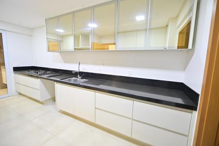 Apartamento para alugar com 215m², 4 quartos e 3 vagasCozinha