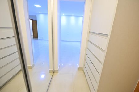 Apartamento para alugar com 215m², 4 quartos e 3 vagasCloset Suíte 4