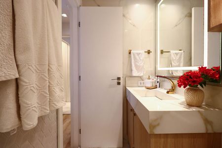 Apartamento à venda com 62m², 2 quartos e 1 vaga Apartamento à venda com 62m², 2 quartos e 1 vagaBanheiro da Suíte