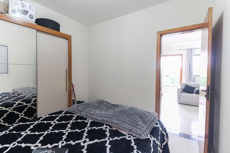 Quarto de apartamento à venda com 1 quarto, 40m² em Parque Guarani, São Paulo