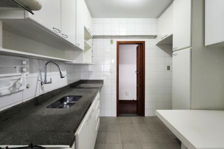 Apartamento à venda com 73m², 3 quartos e 2 vagasCozinha
