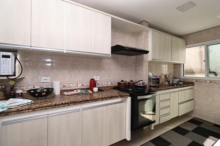 Apartamento à venda com 120m², 2 quartos e 2 vagas Apartamento à venda com 120m², 2 quartos e 2 vagasCozinha