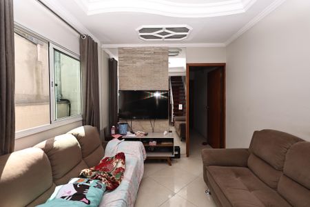 Apartamento à venda com 120m², 2 quartos e 2 vagas Apartamento à venda com 120m², 2 quartos e 2 vagasSala