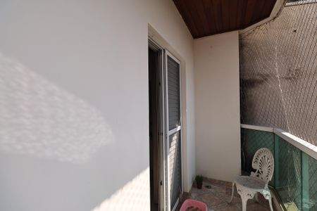 Apartamento à venda com 120m², 2 quartos e 2 vagas Apartamento à venda com 120m², 2 quartos e 2 vagasSacada