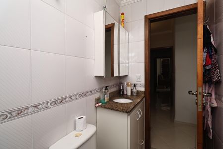 Apartamento à venda com 120m², 2 quartos e 2 vagas Apartamento à venda com 120m², 2 quartos e 2 vagasBanheiro da Suíte