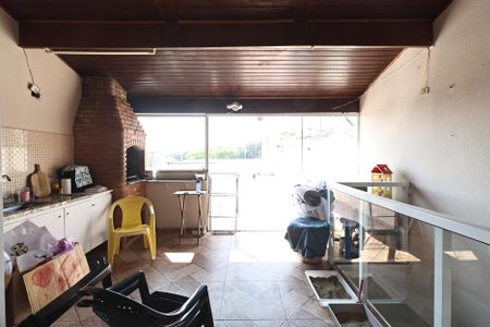 Apartamento à venda com 120m², 2 quartos e 2 vagas Apartamento à venda com 120m², 2 quartos e 2 vagasCobertura