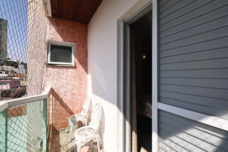 Apartamento à venda com 120m², 2 quartos e 2 vagas Apartamento à venda com 120m², 2 quartos e 2 vagasSacada