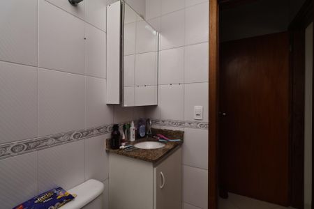 Apartamento à venda com 120m², 2 quartos e 2 vagas Apartamento à venda com 120m², 2 quartos e 2 vagasBanheiro