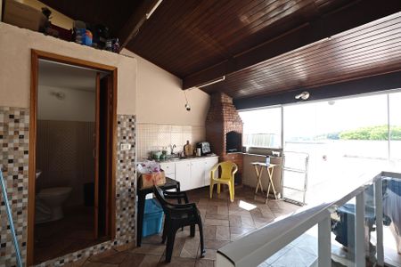 Apartamento à venda com 120m², 2 quartos e 2 vagas Apartamento à venda com 120m², 2 quartos e 2 vagasCobertura