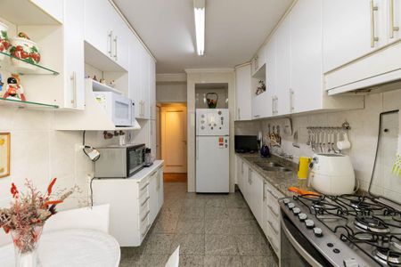 Apartamento à venda com 156m², 3 quartos e 1 vagaCozinha