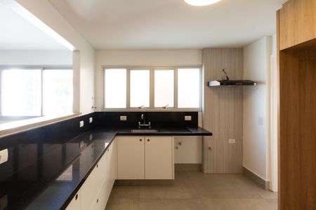 Apartamento à venda com 111m², 3 quartos e 2 vagasCozinha