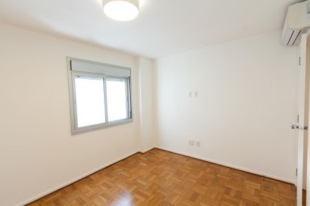 Quarto 1 de apartamento à venda com 3 quartos, 111m² em Itaim Bibi, São Paulo