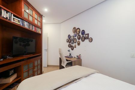 Apartamento à venda com 280m², 4 quartos e 3 vagasQuarto 4