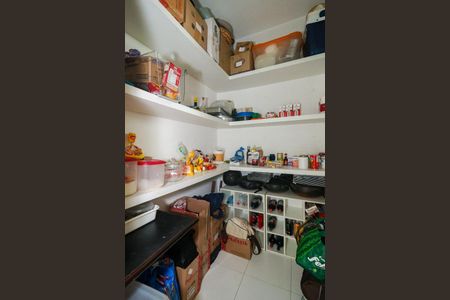 Apartamento à venda com 280m², 4 quartos e 3 vagasDespensa