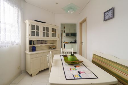 Apartamento à venda com 280m², 4 quartos e 3 vagasCopa