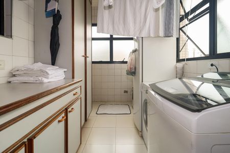 Apartamento à venda com 280m², 4 quartos e 3 vagasÁrea de Serviço