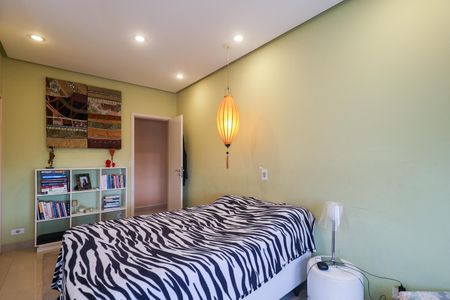 Apartamento à venda com 280m², 4 quartos e 3 vagasSuíte 2