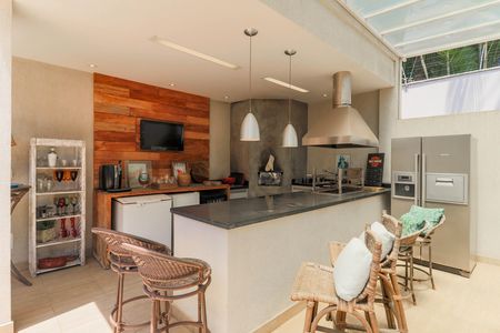 Área externa/Espaço Gourmet de casa à venda com 4 quartos, 600m² em Brooklin, São Paulo