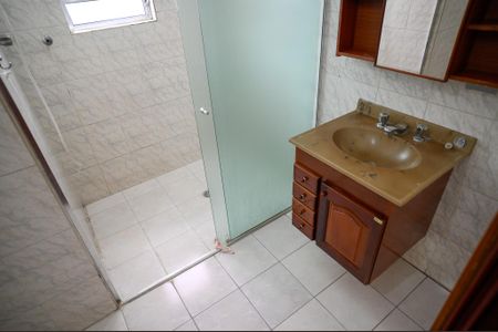 Casa à venda com 130m², 3 quartos e 2 vagasBanheiro da Suíte