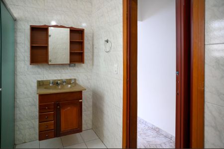 Casa à venda com 130m², 3 quartos e 2 vagasBanheiro da Suíte