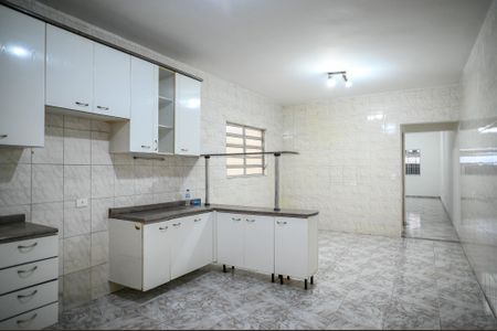 Casa à venda com 130m², 3 quartos e 2 vagasCozinha