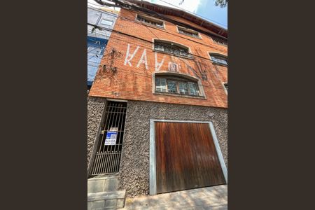 Casa para alugar com 100m², 1 quarto e sem vaga Casa para alugar com 100m², 1 quarto e sem vagaFachada