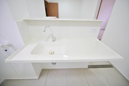 Apartamento para alugar com 42m², 2 quartos e 1 vaga Apartamento para alugar com 42m², 2 quartos e 1 vagaCozinha e Área de Serviço