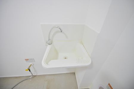 Apartamento para alugar com 42m², 2 quartos e 1 vaga Apartamento para alugar com 42m², 2 quartos e 1 vagaCozinha e Área de Serviço