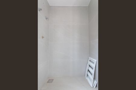 Casa de condomínio à venda com 315m², 3 quartos e 4 vagasBanheiro de Serviço