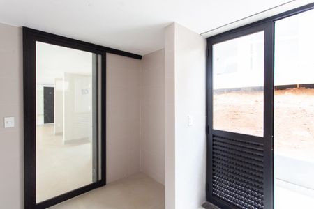 Casa de condomínio à venda com 315m², 3 quartos e 4 vagasÁrea de Serviço