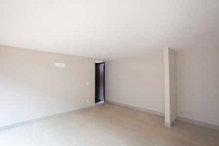 Casa de condomínio à venda com 315m², 3 quartos e 4 vagasSala de Jantar