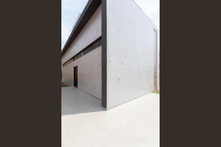 Casa de condomínio à venda com 315m², 3 quartos e 4 vagasFachada