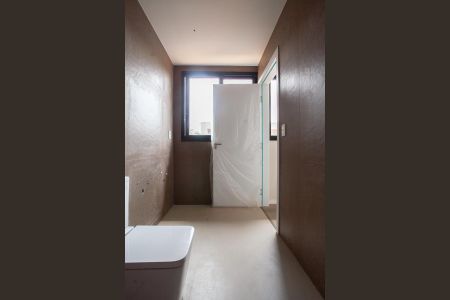 Casa de condomínio à venda com 315m², 3 quartos e 4 vagasBanheiro da Suíte