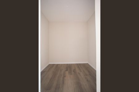 Casa de condomínio à venda com 315m², 3 quartos e 4 vagasCloset da suíte