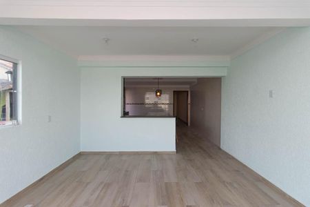 Casa à venda com 320m², 4 quartos e 3 vagasCopa