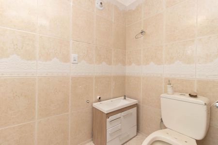 Casa à venda com 320m², 4 quartos e 3 vagasBanheiro da Suíte 1