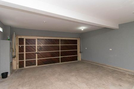 Casa à venda com 320m², 4 quartos e 3 vagasGaragem