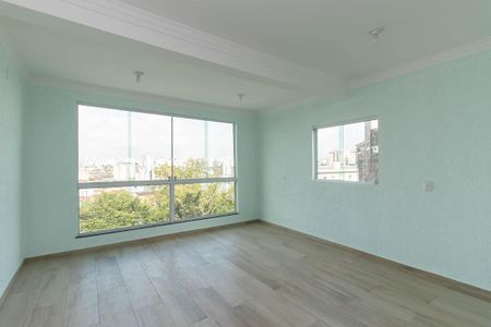 Casa à venda com 320m², 4 quartos e 3 vagasCopa