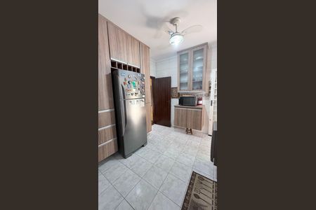 Casa à venda com 242m², 5 quartos e 4 vagasCozinha