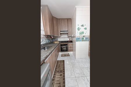 Casa à venda com 242m², 5 quartos e 4 vagasCozinha