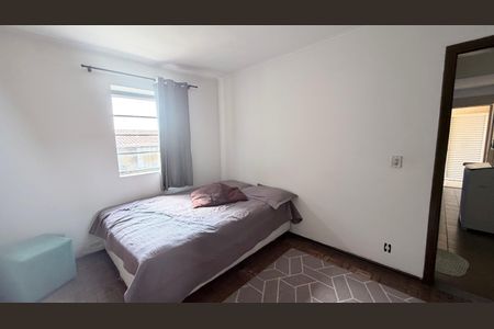 Casa à venda com 242m², 5 quartos e 4 vagasQuarto 4